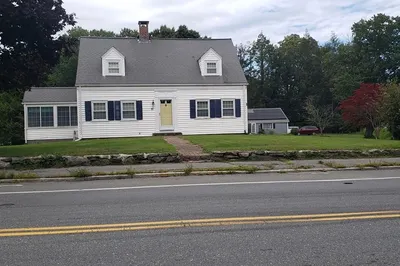 95 Pleasant Street 1