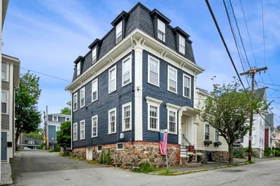 102 Front St #3 1
