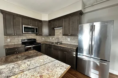 5 Hampshire St #3
