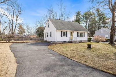 53 Pidgeon Dr