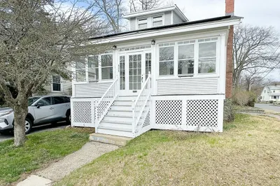 625 Summer Street