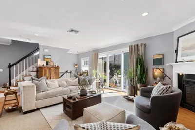 12 Ricciuti Dr #7 1