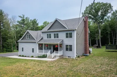 77 Jourdan Road 1