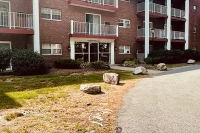 26 Greentree Ln #45