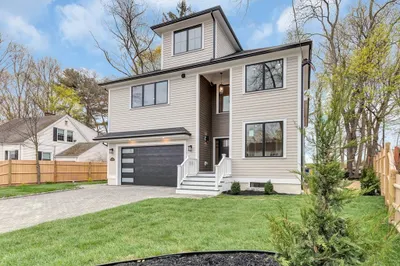 34 Golden Ave 1