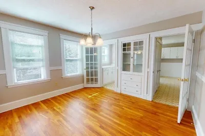 17 Willis Avenue #1