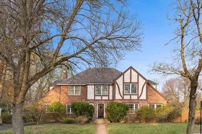 5 Evelyn Rd