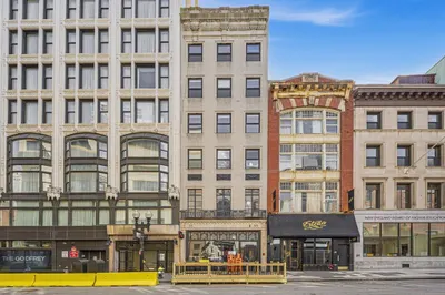 55 Temple Pl #4 1