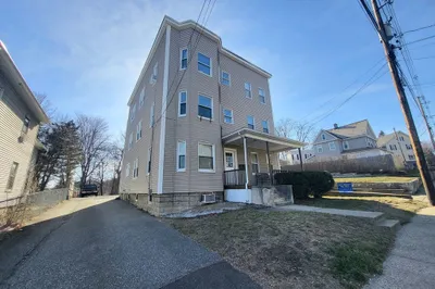 153 Grattan St #2 1