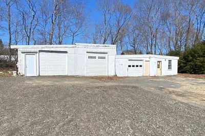 115r Main St 1