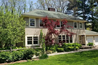 394 Strawberry Hill Rd