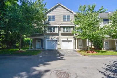 130 Turnpike Road #18 1