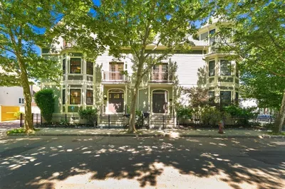 32 Saint James Ave #32 1