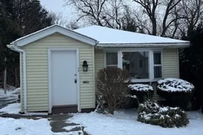 38 Dell Ave 1