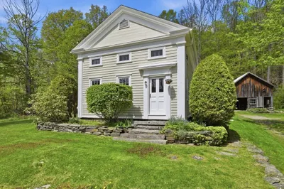 112 North Blandford Road 1