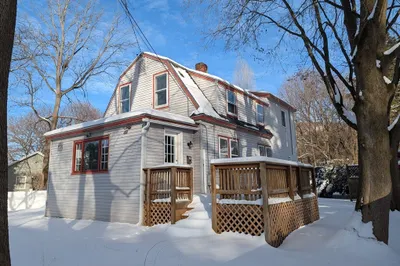 25 Graves Street