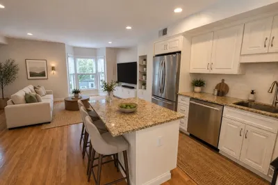314 W 4th St #3 1