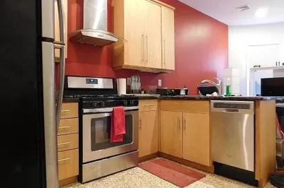 8 Bard Ave #2