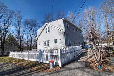 244 Crosby Rd 1