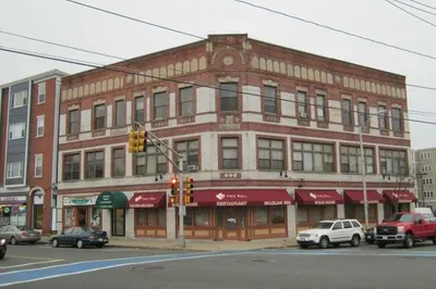 5 Central St 1