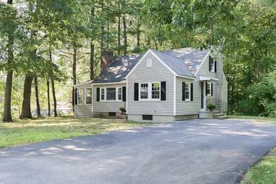 18 Carleton Road