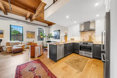 25 Pond St #203 1
