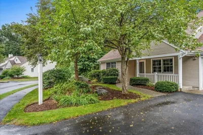 12 Cabot Dr #53 1