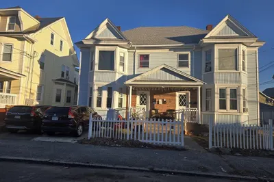 100 Bailey St #1 1
