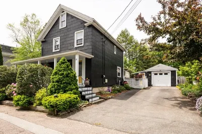 28 Mineral St