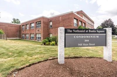 948 Main Street #208