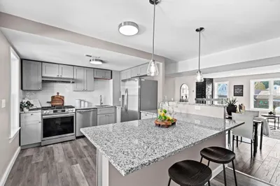 38 Stock St #38 1