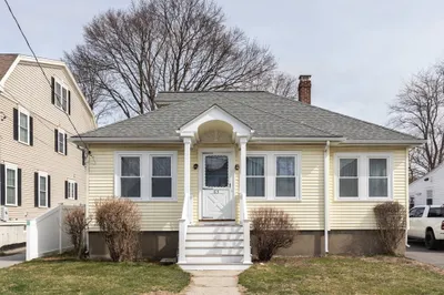 65 Bennett St 1