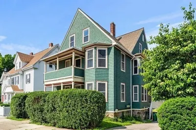 36 Willow Street #2