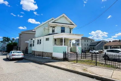2018 Pleasant St 1