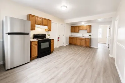 8 Marble St #2 1
