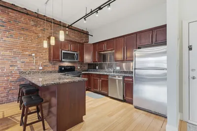 61 Market St #3A 1