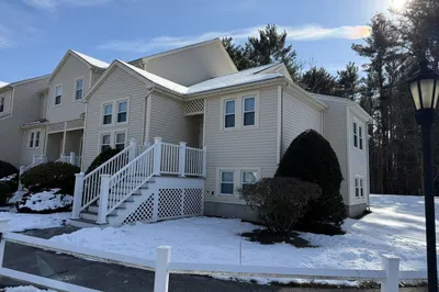 21 Lamplighter Ln #21