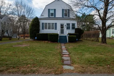 353 Plymouth St 1