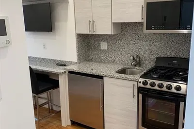 16 Fifth St #6 1
