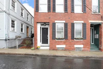 31 Division St #2