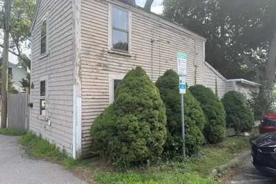 2 Lebaron Alley 1
