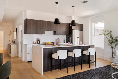 30-32 Condor St #6 1