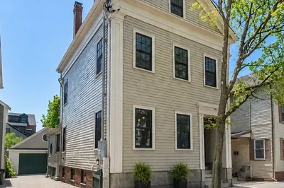 138 Thorndike St 1