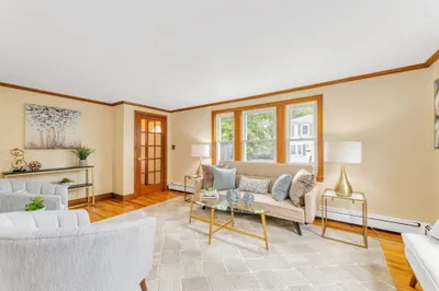 20 Paragon Rd 1