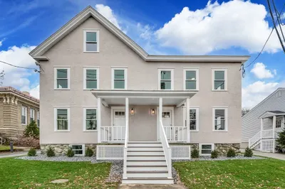 1264 Main Street #1 1
