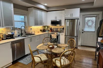 19 Macarthur St #2