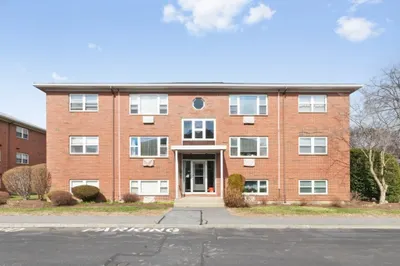 40 Whitman Rd #1-3