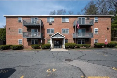 302 Boston Post Rd E Rd #B15 1