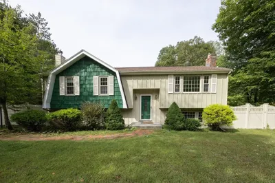 23 Lexington Ln 1