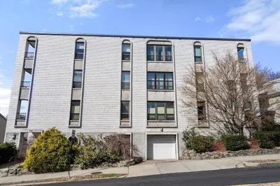 405 Langley Road #2B 1